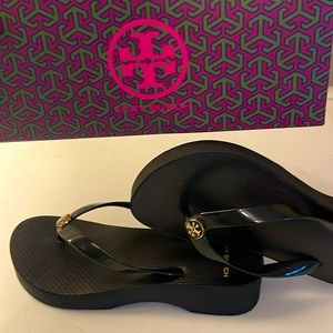 Tory Burch flip flop